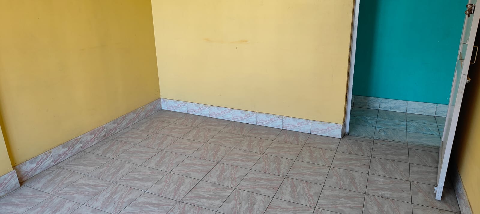 Semi Furnished 3bhk in Bylane Number 2, Wireless, Basisthpur, Guwahati, Assam, India for Rent